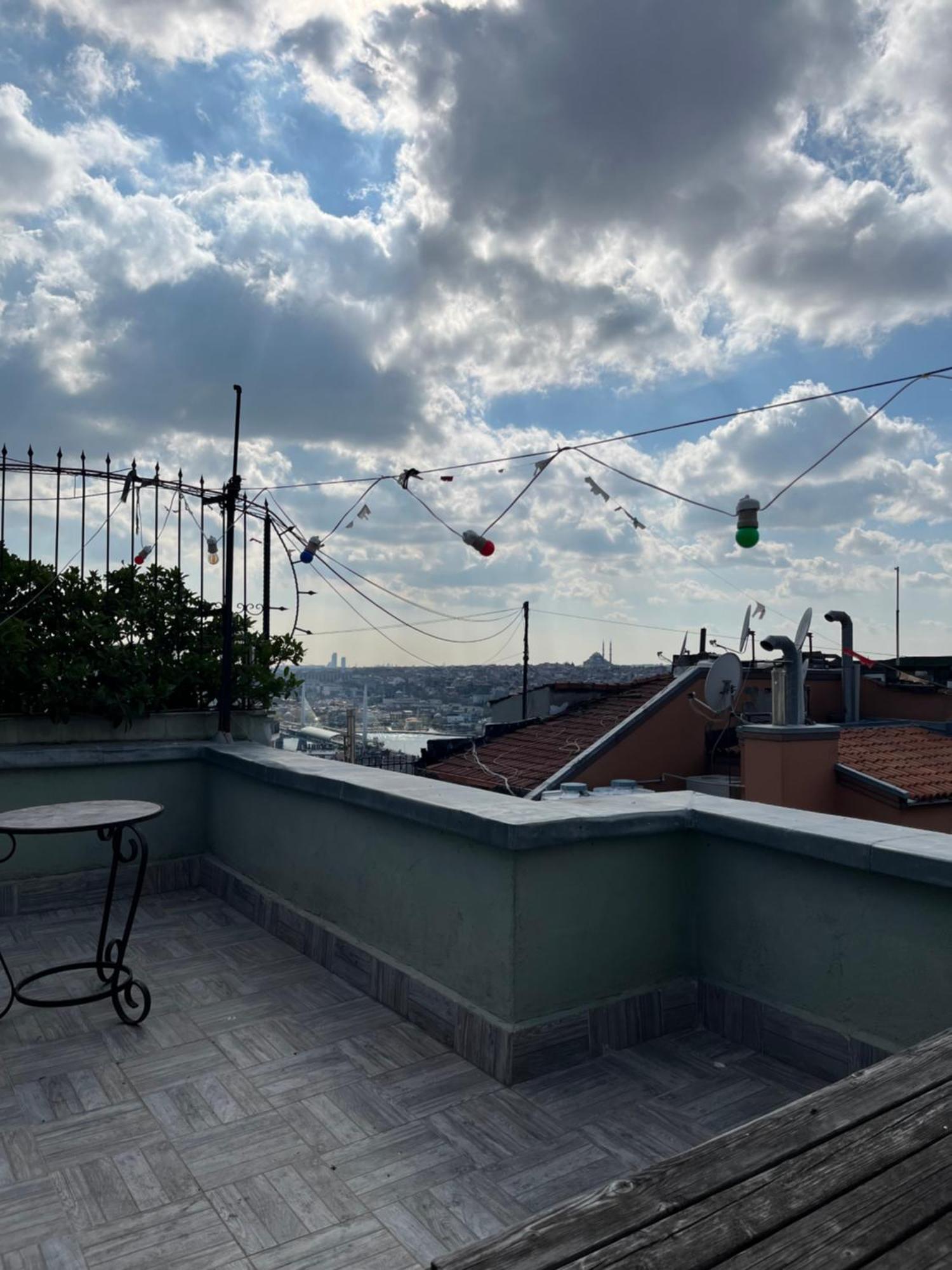 Ganbaru Tours - Flats In Galata Leilighet Istanbul Eksteriør bilde